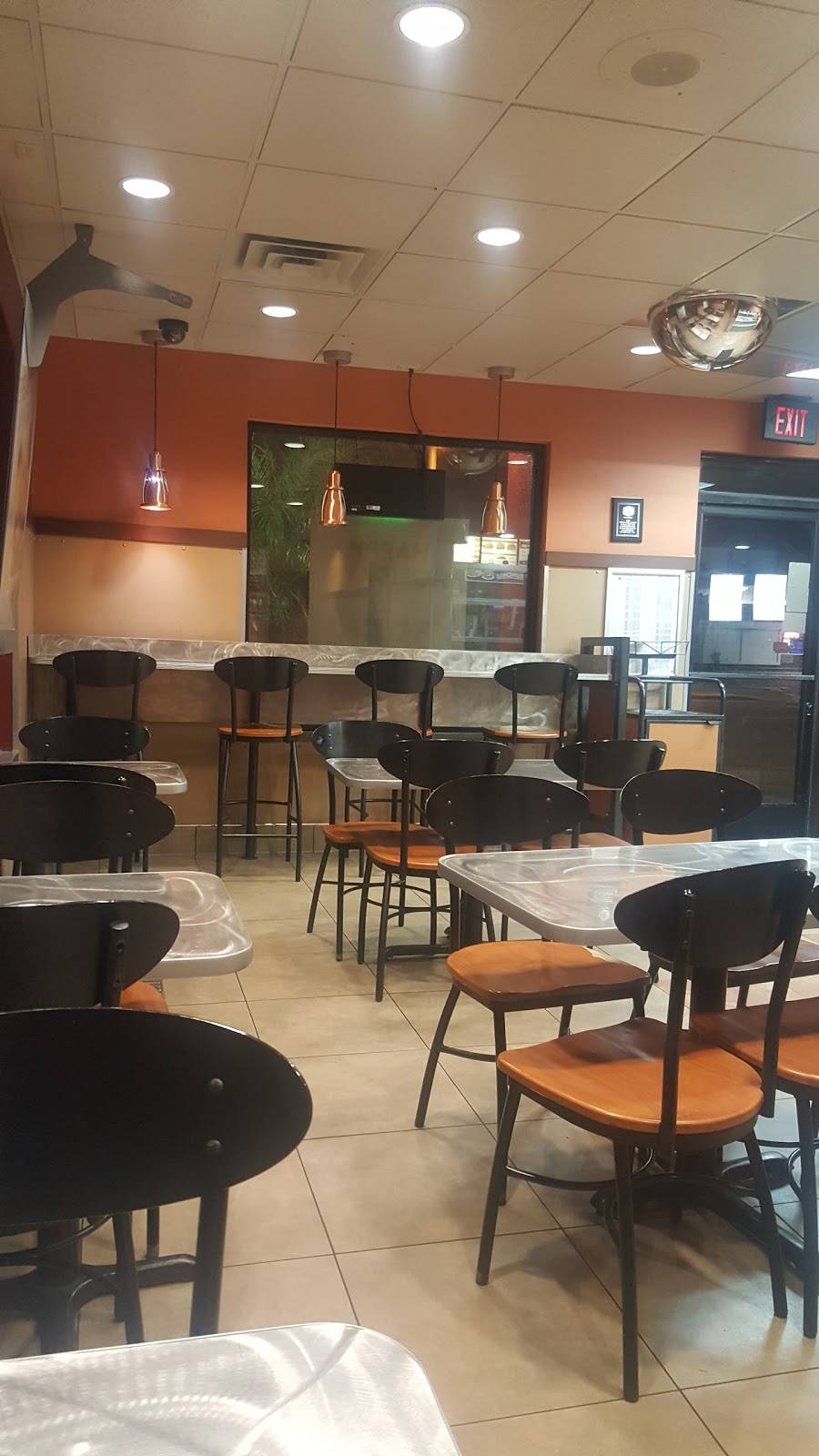 Jack in the Box | restaurant | 4407 S Central Ave, Los Angeles, CA 90011, USA | 3232334440 OR +1 323-233-4440