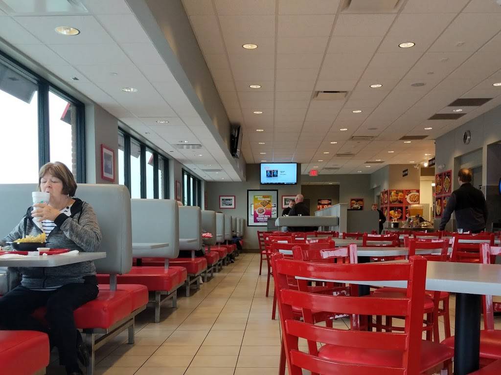 Don And Millies | restaurant | 16130 Evans Plaza, Omaha, NE 68116, USA | 4025056844 OR +1 402-505-6844