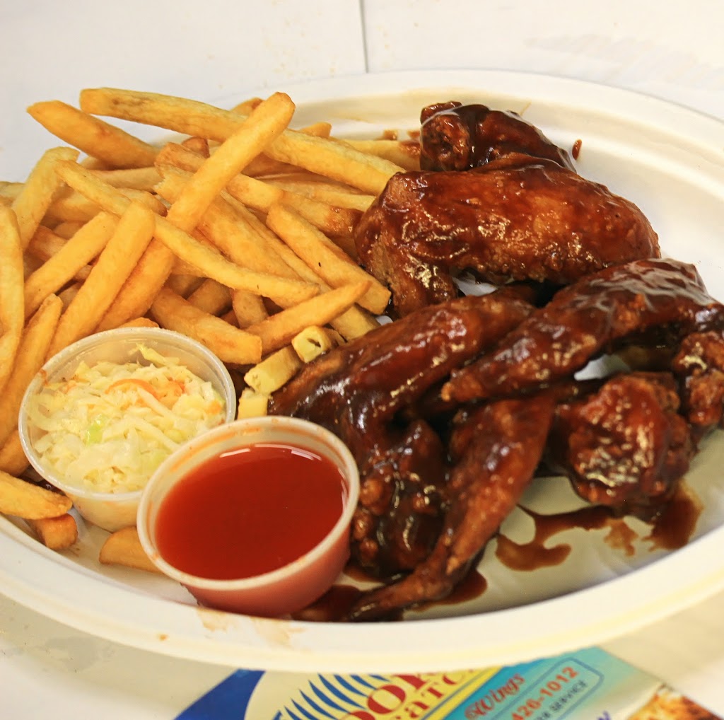 Hooks Catch Seafood and Wings | restaurant | 70 Pine Island Rd, North Fort Myers, FL 33903, USA | 2399845493 OR +1 239-984-5493