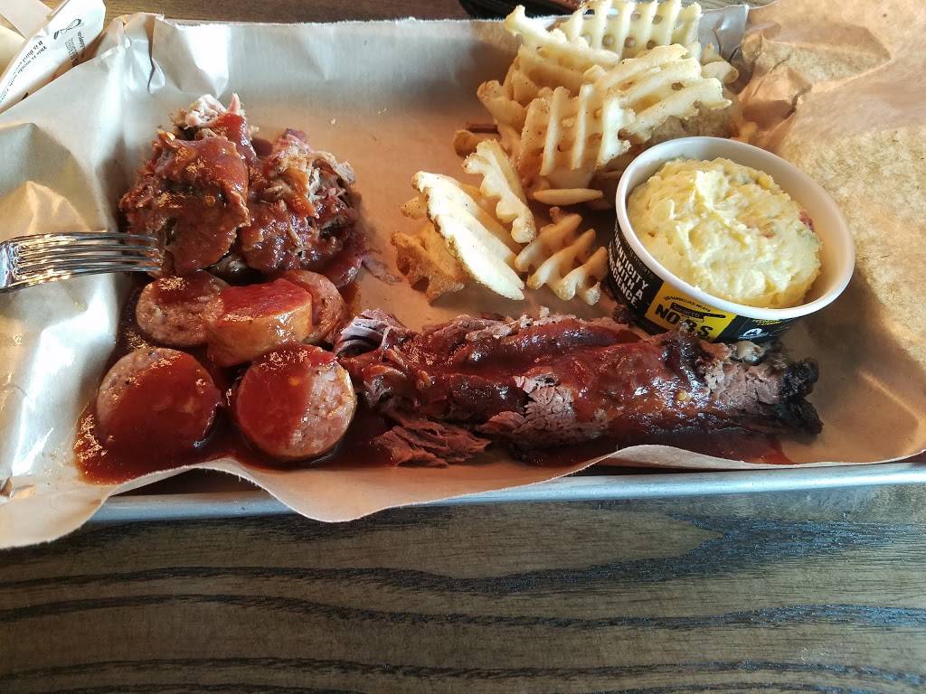 Dickeys Barbecue Pit | restaurant | 4325 E University Dr, Prosper, TX 75078, USA | 9726569727 OR +1 972-656-9727