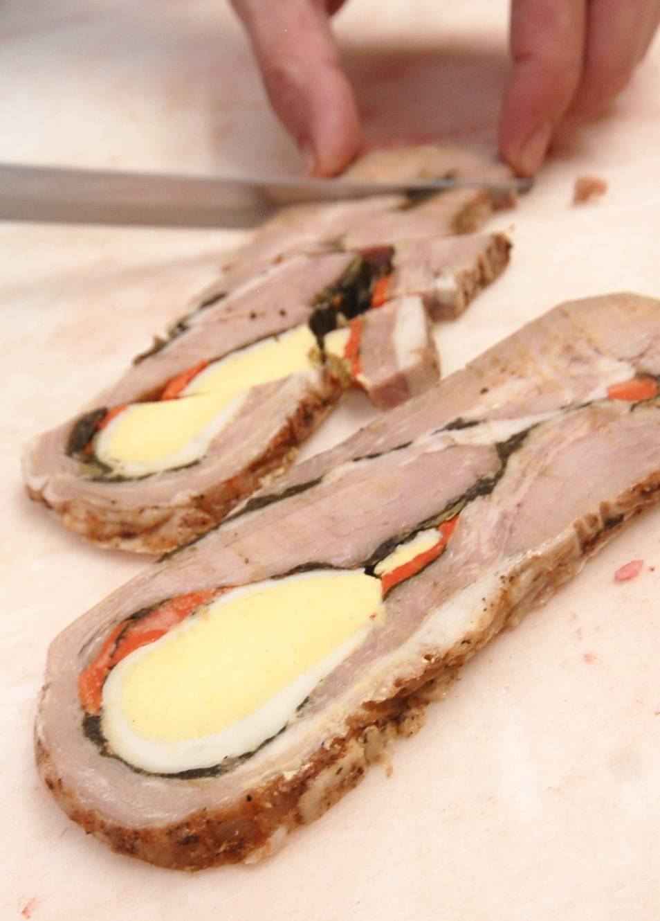 El Mercado - Market - Butcher - Empanadas | meal takeaway | 3767 N Southport Ave, Chicago, IL 60613, USA | 7734775020 OR +1 773-477-5020