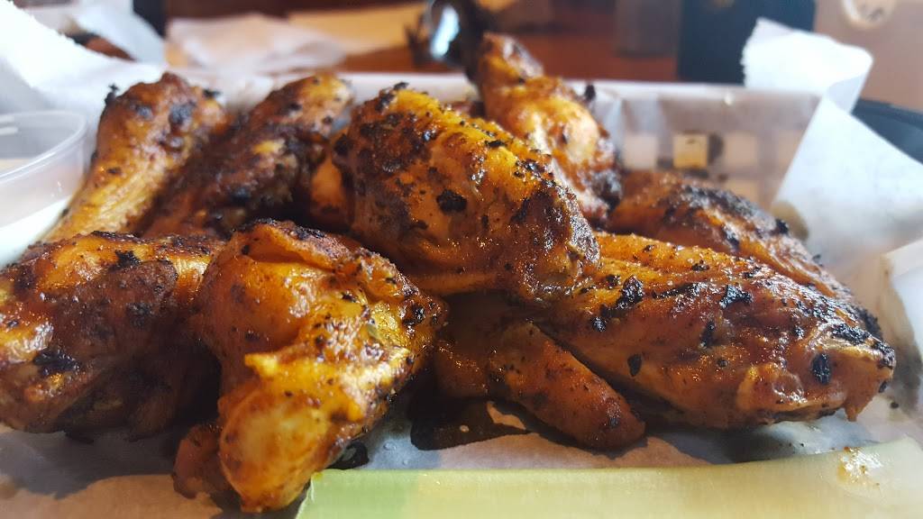 Moosehead Grill | restaurant | 1807 Montford Dr, Charlotte, NC 28209, USA | 7045254088 OR +1 704-525-4088