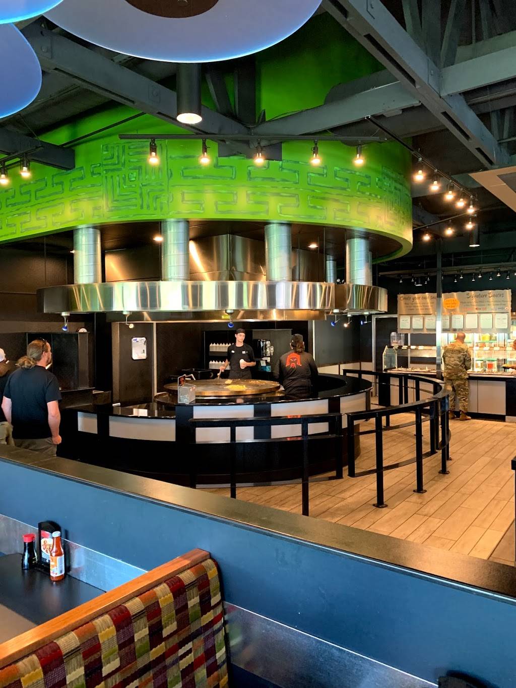 HuHot Mongolian Grill | restaurant | 842 N Main St, Layton, UT 84041, USA | 8014445197 OR +1 801-444-5197