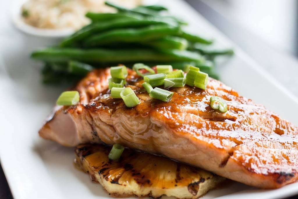 Diamonds Steak and Seafood | restaurant | 100 S Main St 1st Floor, Royal Oak, MI 48067, USA | 2482915201 OR +1 248-291-5201