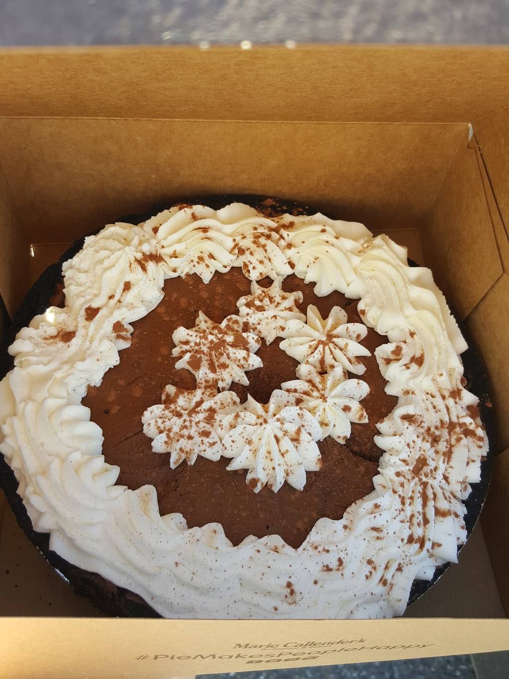 Marie Callenders | restaurant | 620 Blossom Hill Rd, San Jose, CA 95123, USA | 4085780643 OR +1 408-578-0643