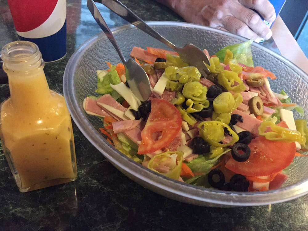 Rays Pizza | restaurant | 8385 W Deer Valley Rd, Peoria, AZ 85382, USA | 6238257005 OR +1 623-825-7005