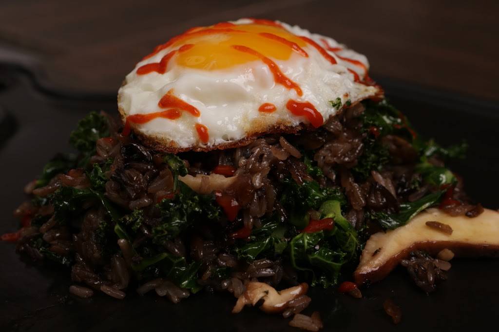 Bomb Wings & Rice Bar | restaurant | 2373 Whitney Ave, Hamden, CT 06518, USA | 2037455510 OR +1 203-745-5510