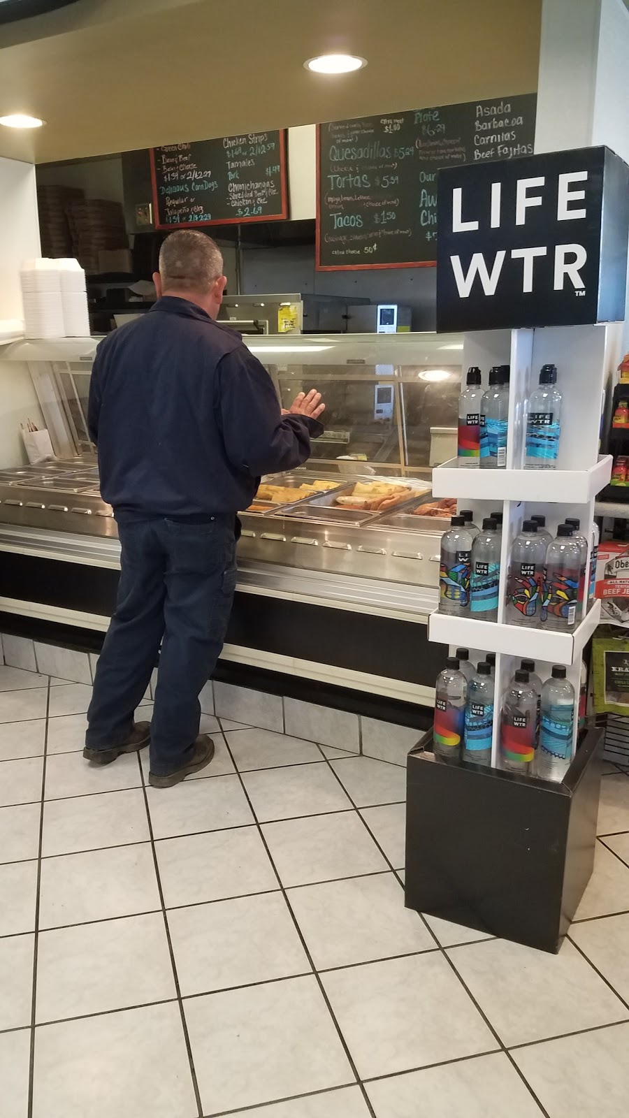 Shell | restaurant | 683 N Thompson Rd, Tipton, CA 93272, USA | 5597524582 OR +1 559-752-4582