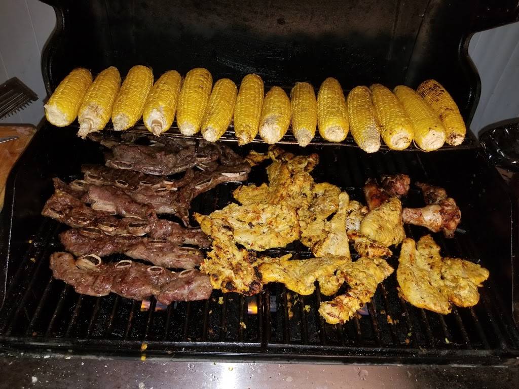 New Bergen Food Market | restaurant | 943 Bergen St, Newark, NJ 07112, USA | 9739236746 OR +1 973-923-6746