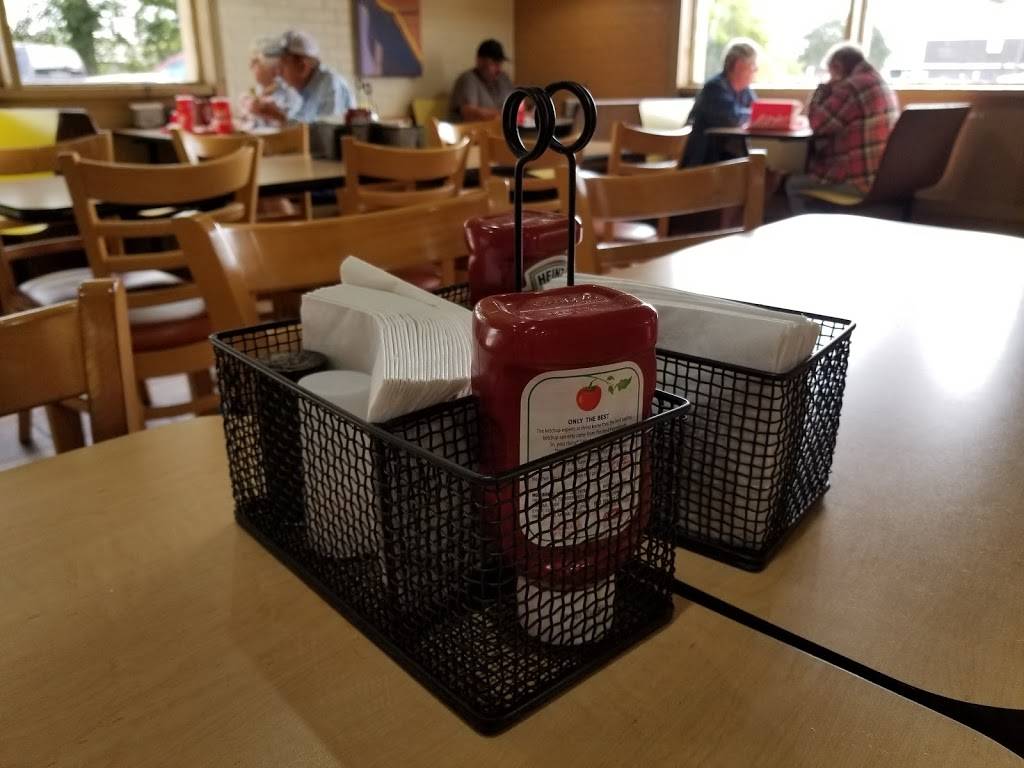 Dairy Queen | restaurant | 4721 Live Oak St, Marlin, TX 76661, USA | 2548833221 OR +1 254-883-3221