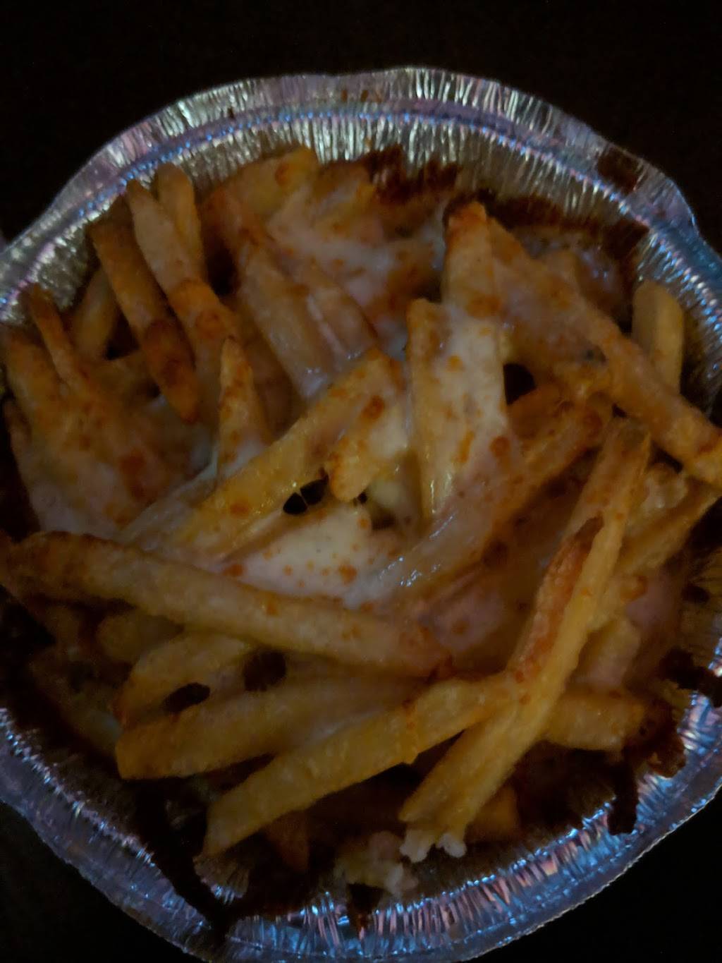 Pizza 2000 | meal delivery | 2693, 19 Court Street, Newark, NJ 07102, USA | 9736232300 OR +1 973-623-2300