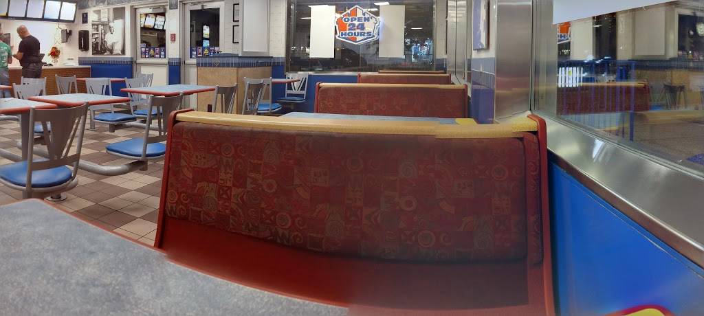 White Castle | restaurant | 2201 Middle Country Rd, Centereach, NY 11720, USA | 6314673147 OR +1 631-467-3147