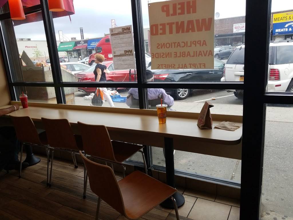 Dunkin Donuts | cafe | 6366 108th St, Flushing, NY 11375, USA | 7182754575 OR +1 718-275-4575