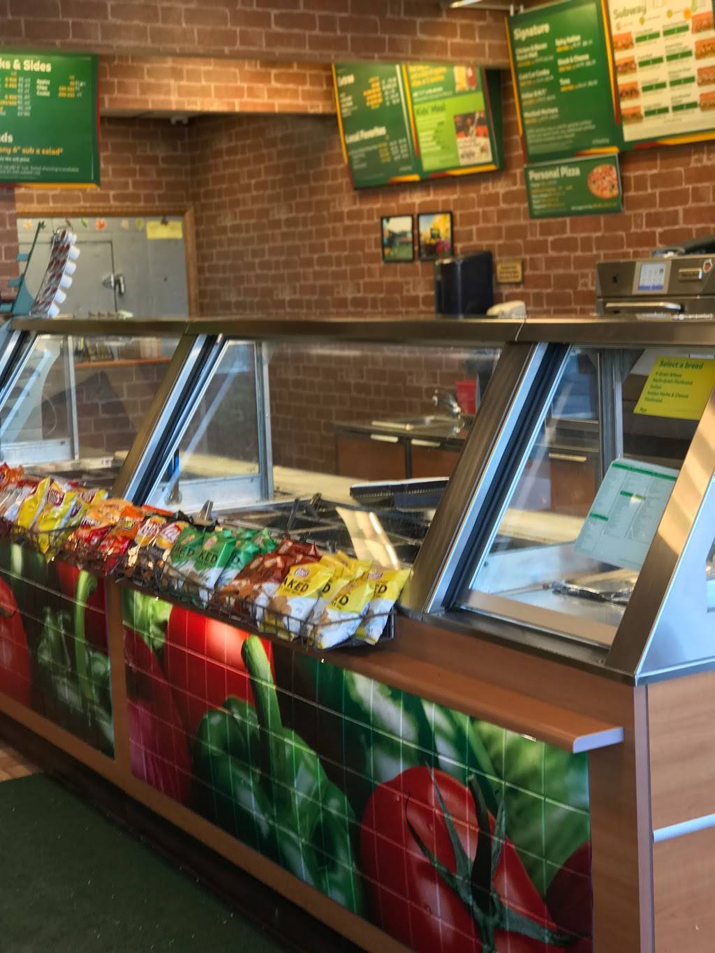 Subway | restaurant | 3384 Washtenaw Ave, Ann Arbor, MI 48104, USA | 7349716148 OR +1 734-971-6148