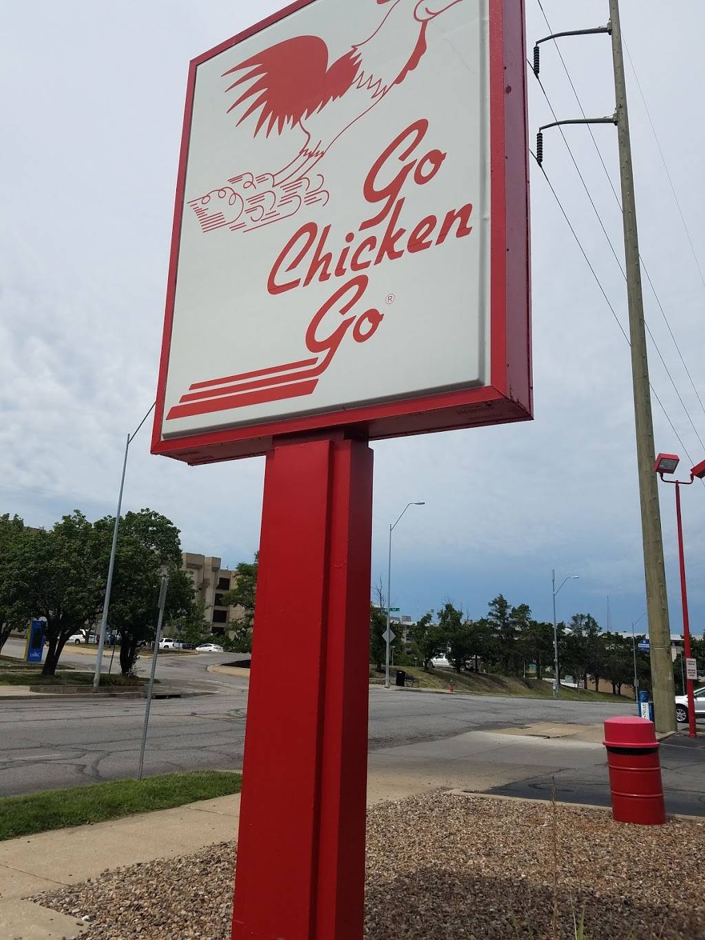 Go Chicken Go | restaurant | 5101 Troost Ave, Kansas City, MO 64110, USA | 8163616680 OR +1 816-361-6680