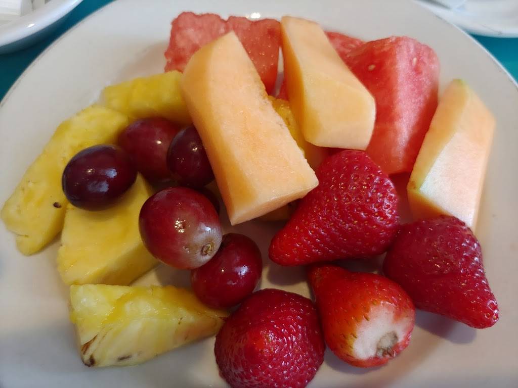 Daphnes Family Restaurant | restaurant | 720 Woodlawn Rd, Lincoln, IL 62656, USA | 2177351699 OR +1 217-735-1699