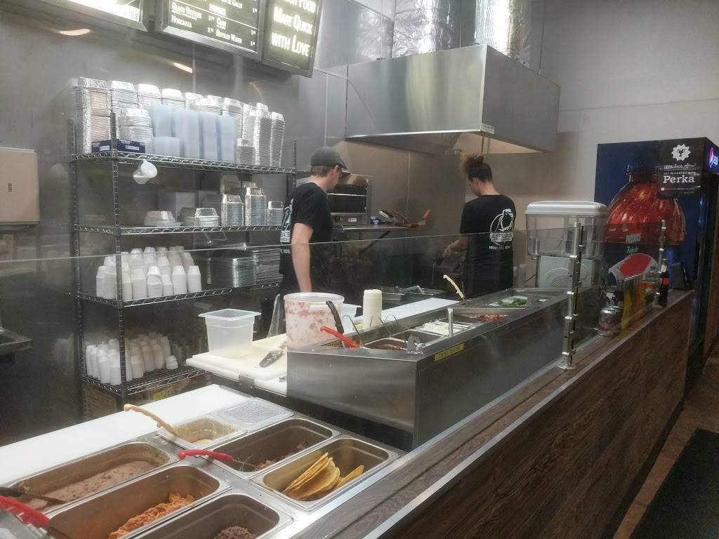 Estelas Fresh Mex | restaurant | 184 E Burlington St, Iowa City, IA 52240, USA | 3193546264 OR +1 319-354-6264