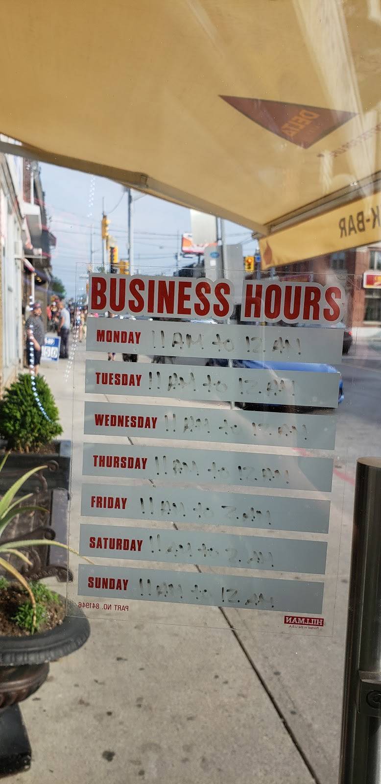 Edmundo Snack Bar Ltd | restaurant | 367 Oakwood Ave, York, ON M6E 2W1, Canada | 4166541570 OR +1 416-654-1570