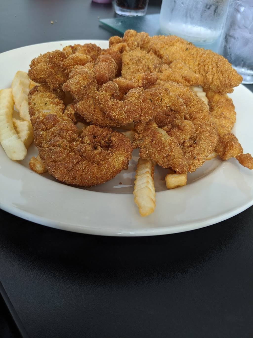 Poe Bouyz House | restaurant | 3500 N I- 35 Service Rd, Oklahoma City, OK 73111, USA | 4054580556 OR +1 405-458-0556