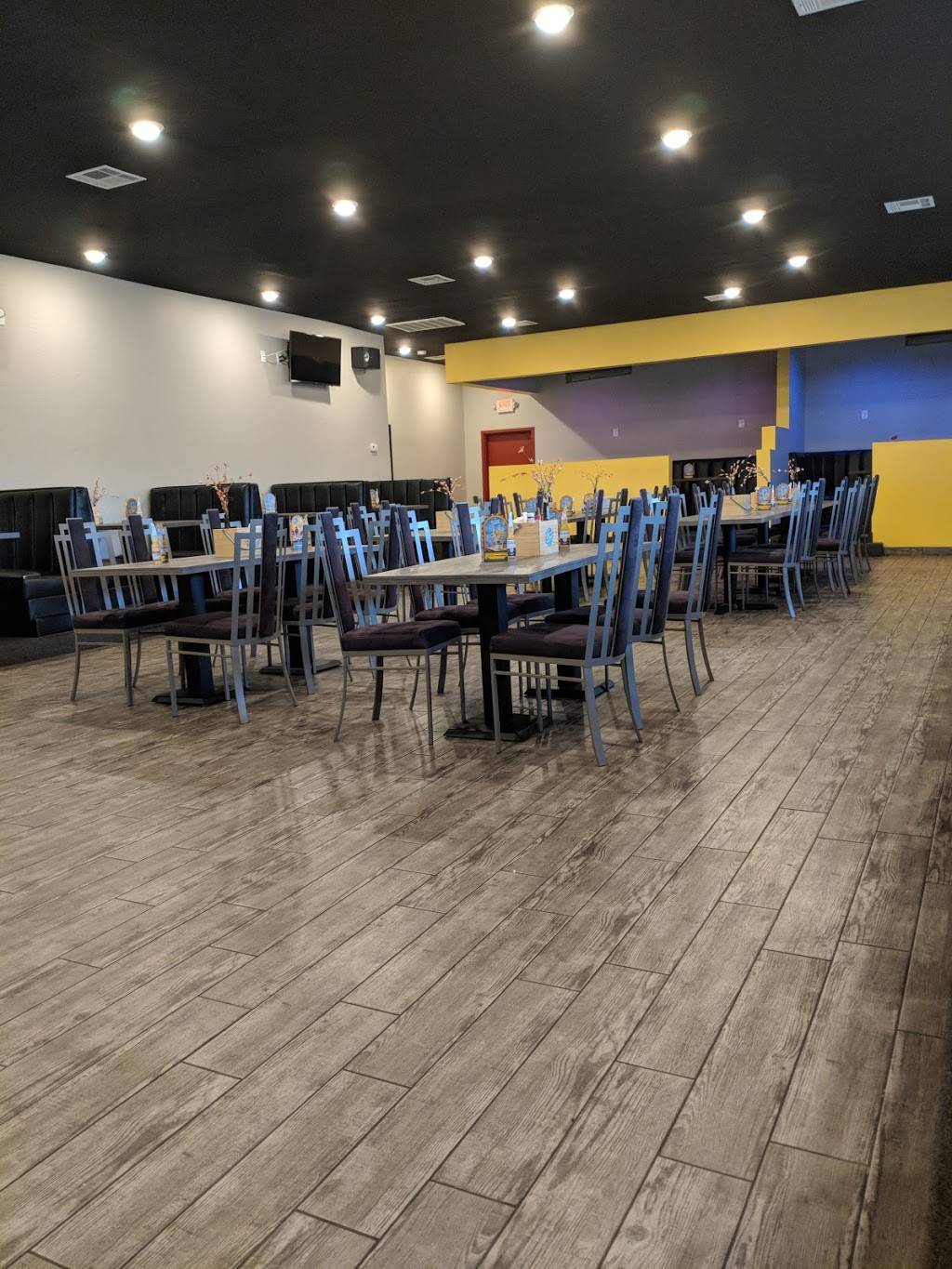 Atlantis Mexican Restaurant | restaurant | 1109 N Dysart Rd suite d, Avondale, AZ 85323, USA | 6233122252 OR +1 623-312-2252