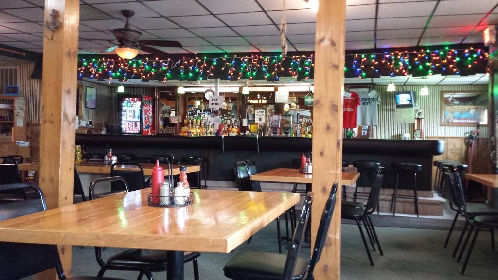 Linwood Hotel | restaurant | 115 W Center St, Linwood, MI 48634, USA | 9896973041 OR +1 989-697-3041