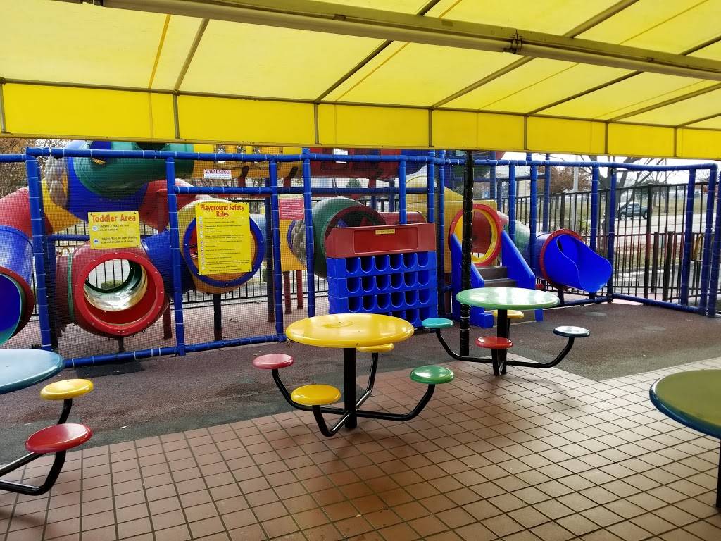 McDonalds | restaurant | 3205 S Garland Ave, Garland, TX 75041, USA | 9722718016 OR +1 972-271-8016