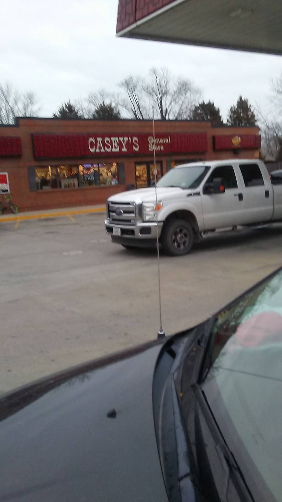 Caseys | meal takeaway | 103 E Myrtle St, Baldwin, IL 62217, USA | 6187852410 OR +1 618-785-2410