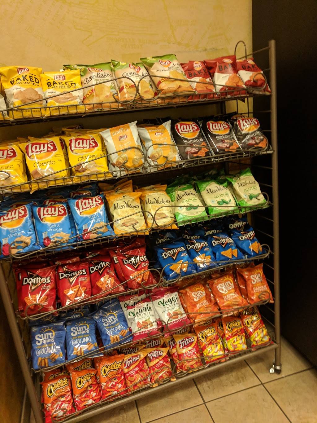 Subway Restaurants | restaurant | 1221 Wilshire Blvd A, Santa Monica, CA 90403, USA | 3102607719 OR +1 310-260-7719