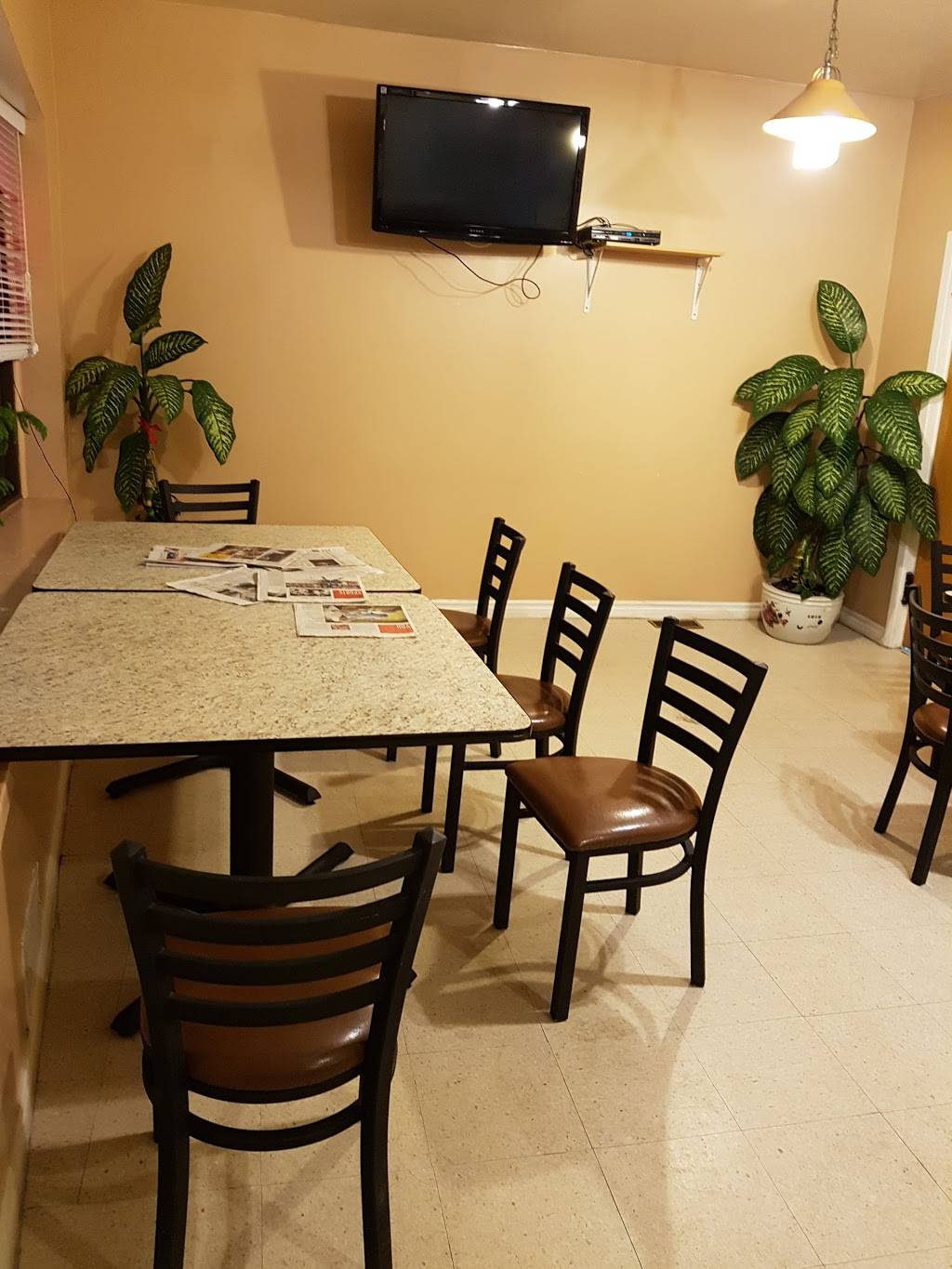 Hung Fatt Chinese Restaurant | meal delivery | 2108 Montreal Rd, Gloucester, ON K1J 6M8, Canada | 6137459894 OR +1 613-745-9894