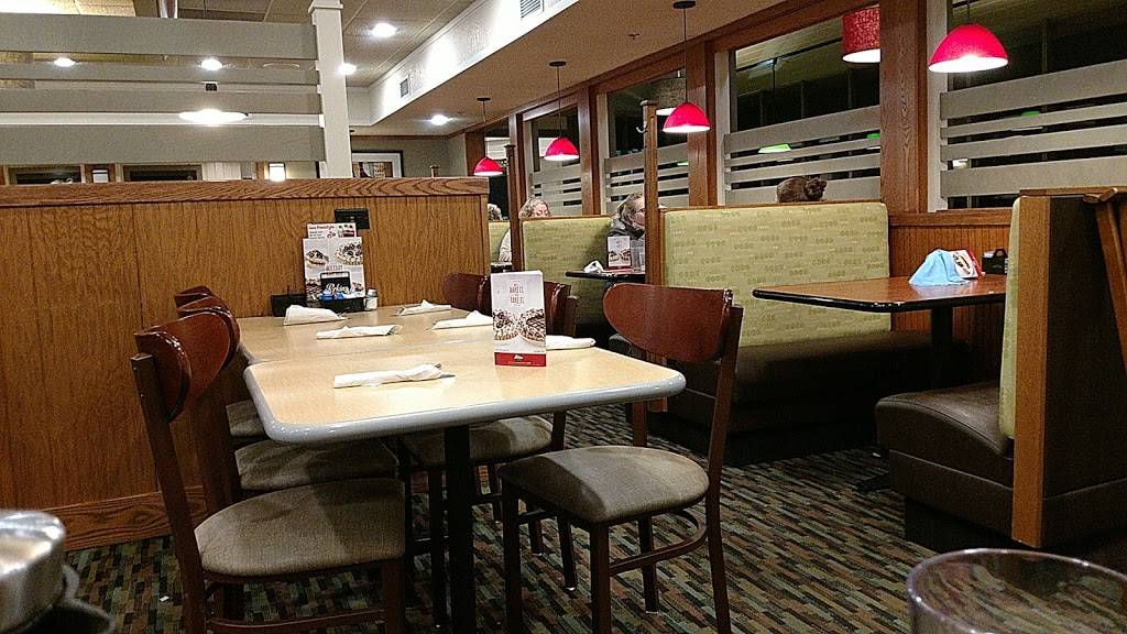 Perkins Restaurant & Bakery | restaurant | 2945 Empire Ln N, Plymouth, MN 55447, USA | 7635590270 OR +1 763-559-0270