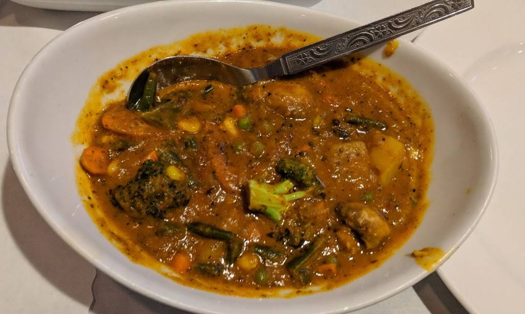 Milan Indian Restaurant | meal takeaway | 1817 Emmett St, Charlottesville, VA 22901, USA | 4349842828 OR +1 434-984-2828