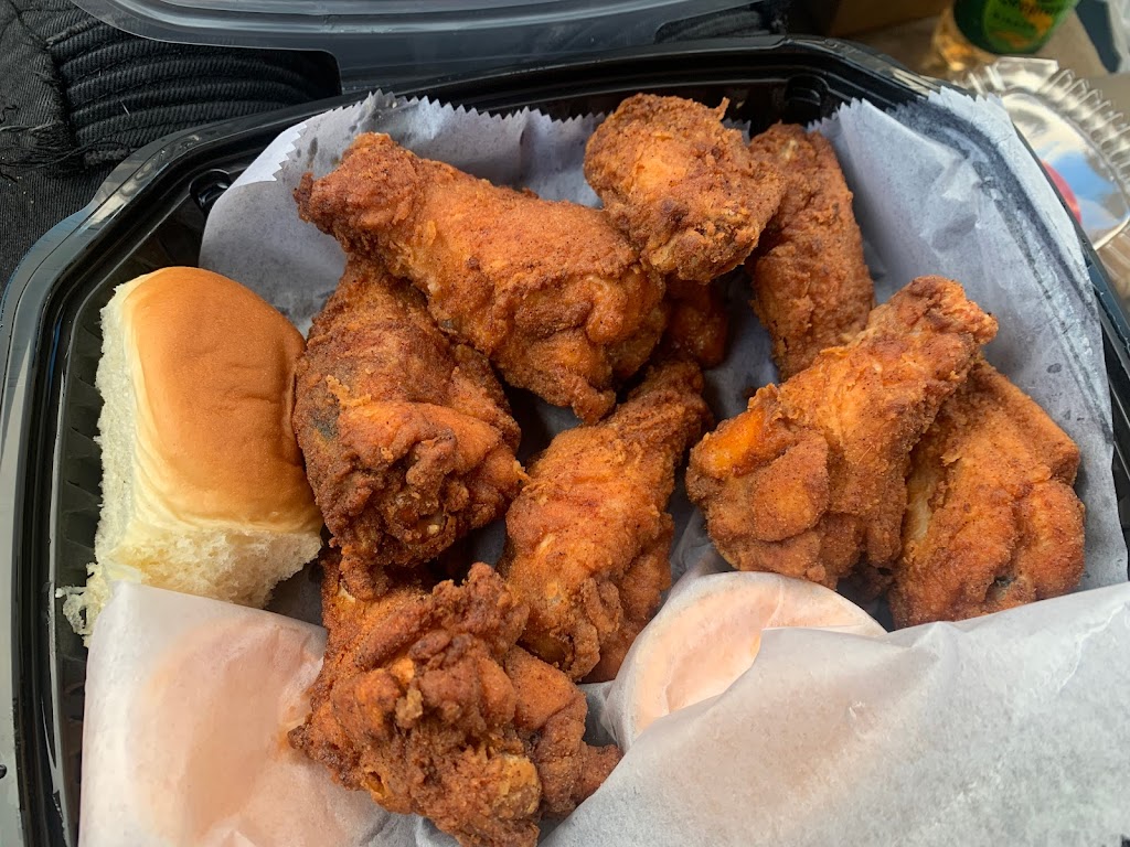 C & E Southern Bites Restaurant | restaurant | 23520 Overland Dr #124, Sterling, VA 20166, USA | 7036652181 OR +1 703-665-2181