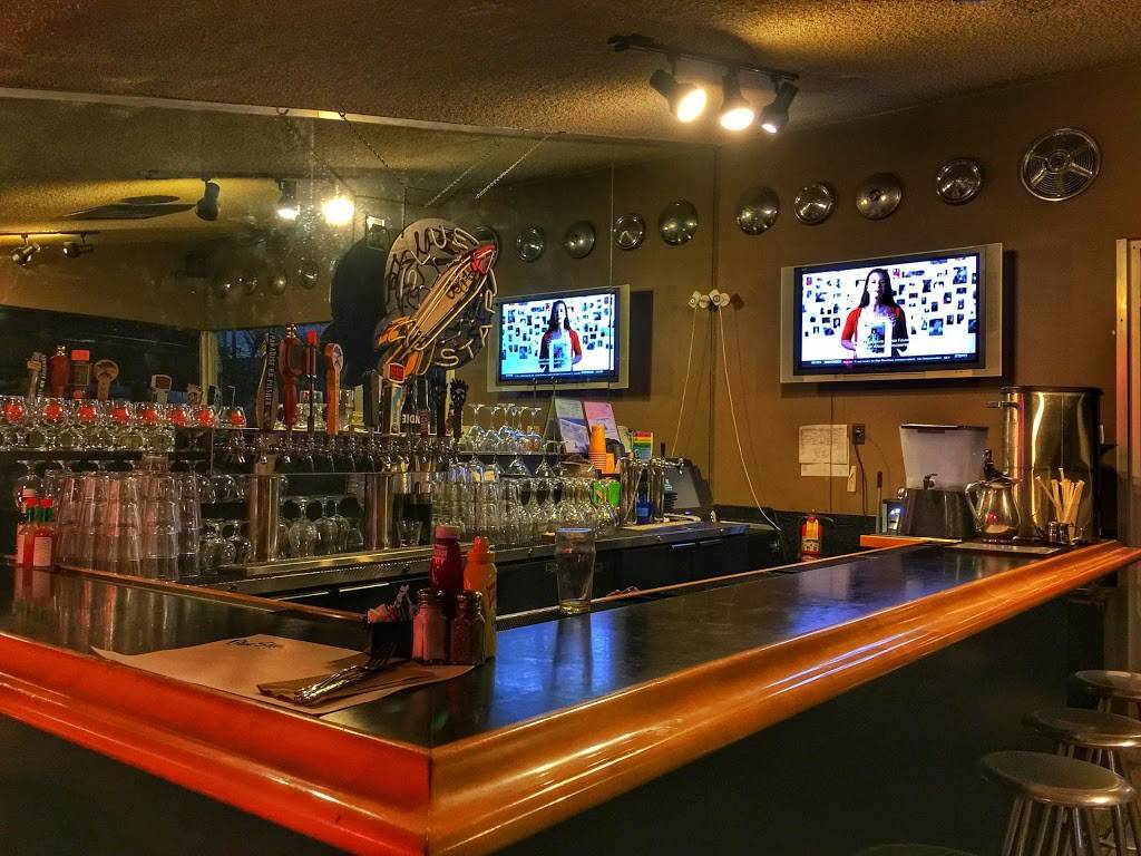 Blue Star | restaurant | 2200 E 15th St, Los Angeles, CA 90021, USA | 2136272022 OR +1 213-627-2022