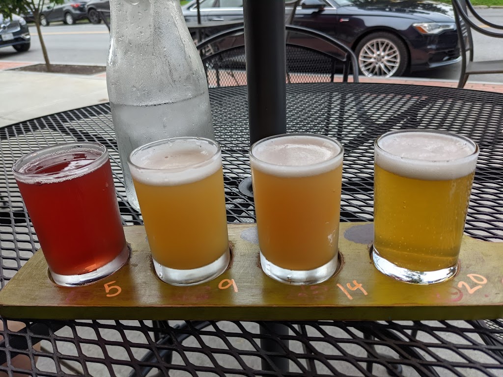 Albany Ale and Oyster | restaurant | 281 New Scotland Ave, Albany, NY 12208, USA | 5184874152 OR +1 518-487-4152