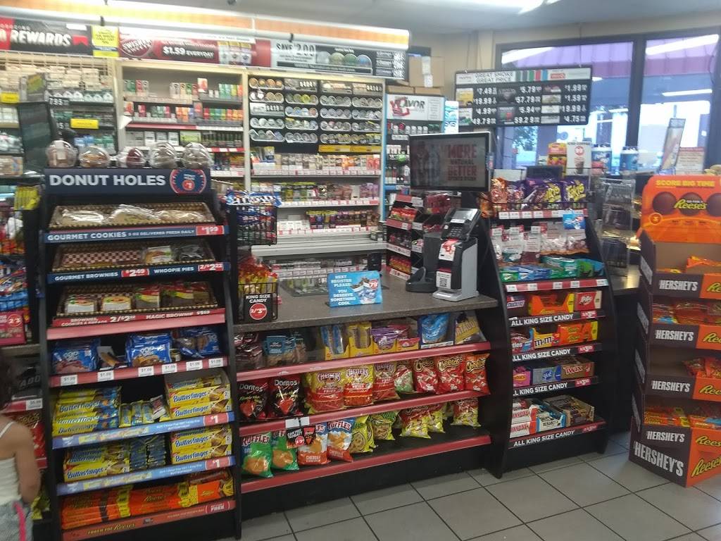 Circle K | meal takeaway | 995 W Elliot Rd, Tempe, AZ 85284, USA | 4807050665 OR +1 480-705-0665