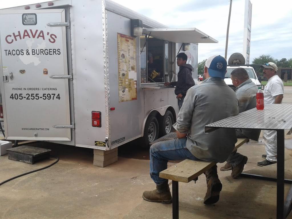 Chavas Tacos & Burgers | restaurant | 1755-1799 S Main St, Kingfisher, OK 73750, USA | 4052555974 OR +1 405-255-5974