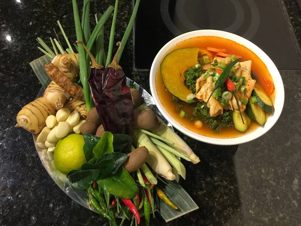 True Seasons Organic Kitchen | restaurant | 5675 E La Palma Ave, Anaheim, CA 92807, USA | 7144629223 OR +1 714-462-9223