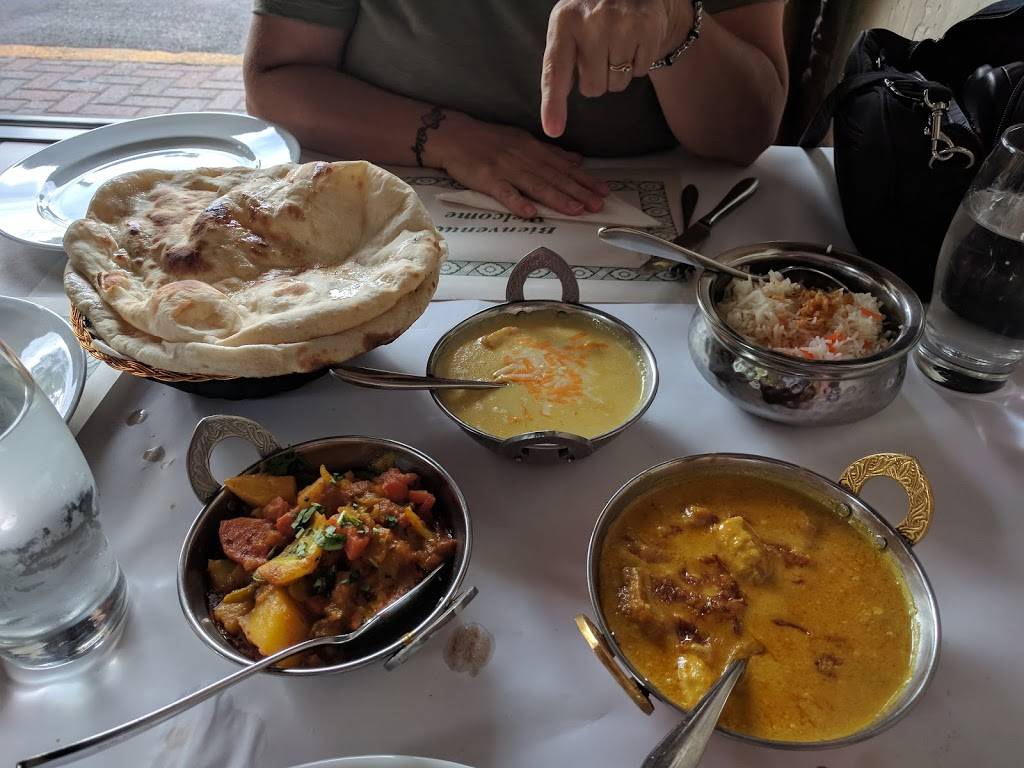 Restaurant Aladdin | restaurant | 190 Rue Notre-Dame, Repentigny, QC J6A 2R2, Canada | 4504701000 OR +1 450-470-1000