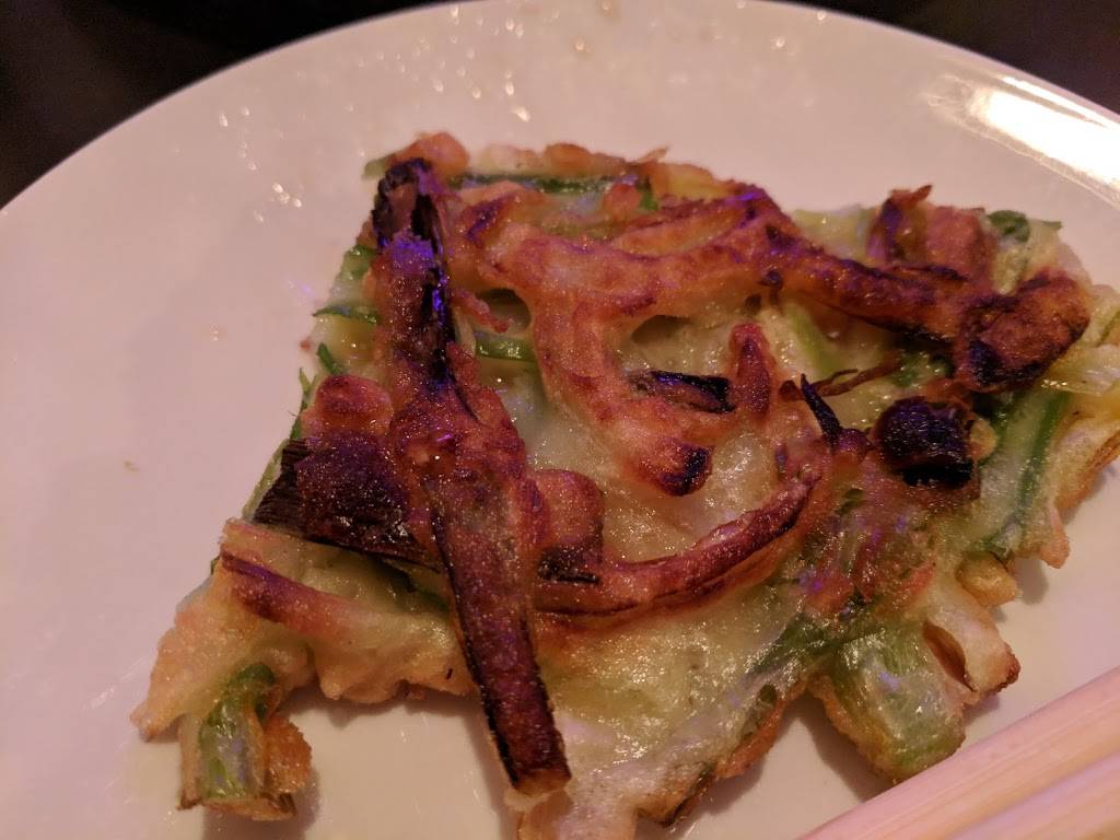 Mura Asian Eatery | restaurant | 3216 W Wheeler St, Seattle, WA 98199, USA | 2063907148 OR +1 206-390-7148