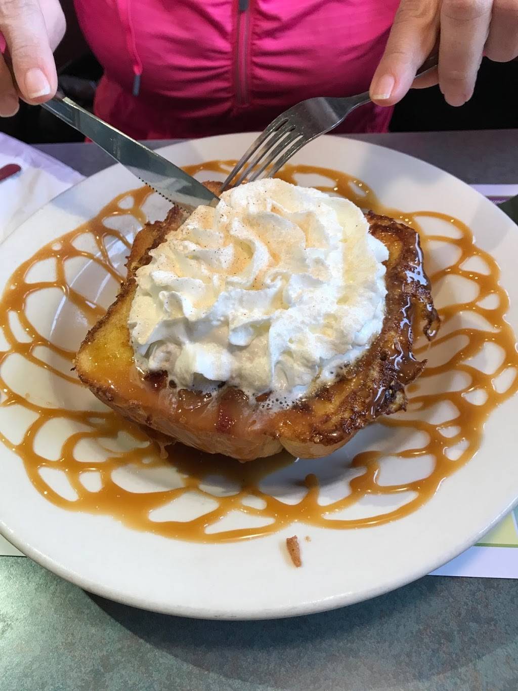 Rams Horn | restaurant | 16250 Fort St, Southgate, MI 48195, USA | 7342850750 OR +1 734-285-0750