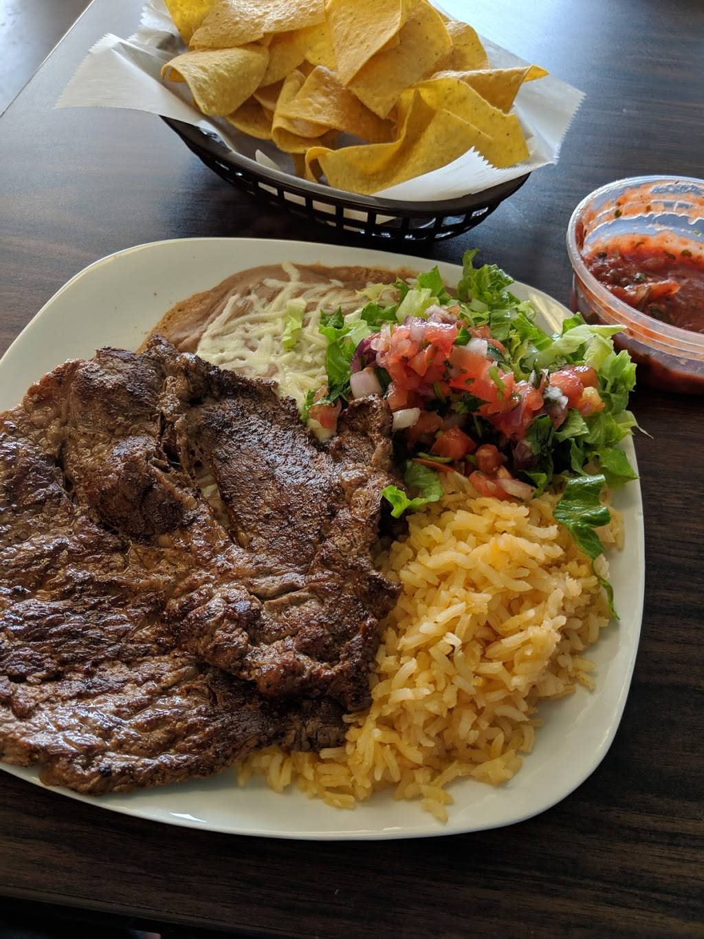 Cocina De Mr Mayo | restaurant | 408B W Gordon Ave, Gordonsville, VA 22942, USA | 5408323478 OR +1 540-832-3478