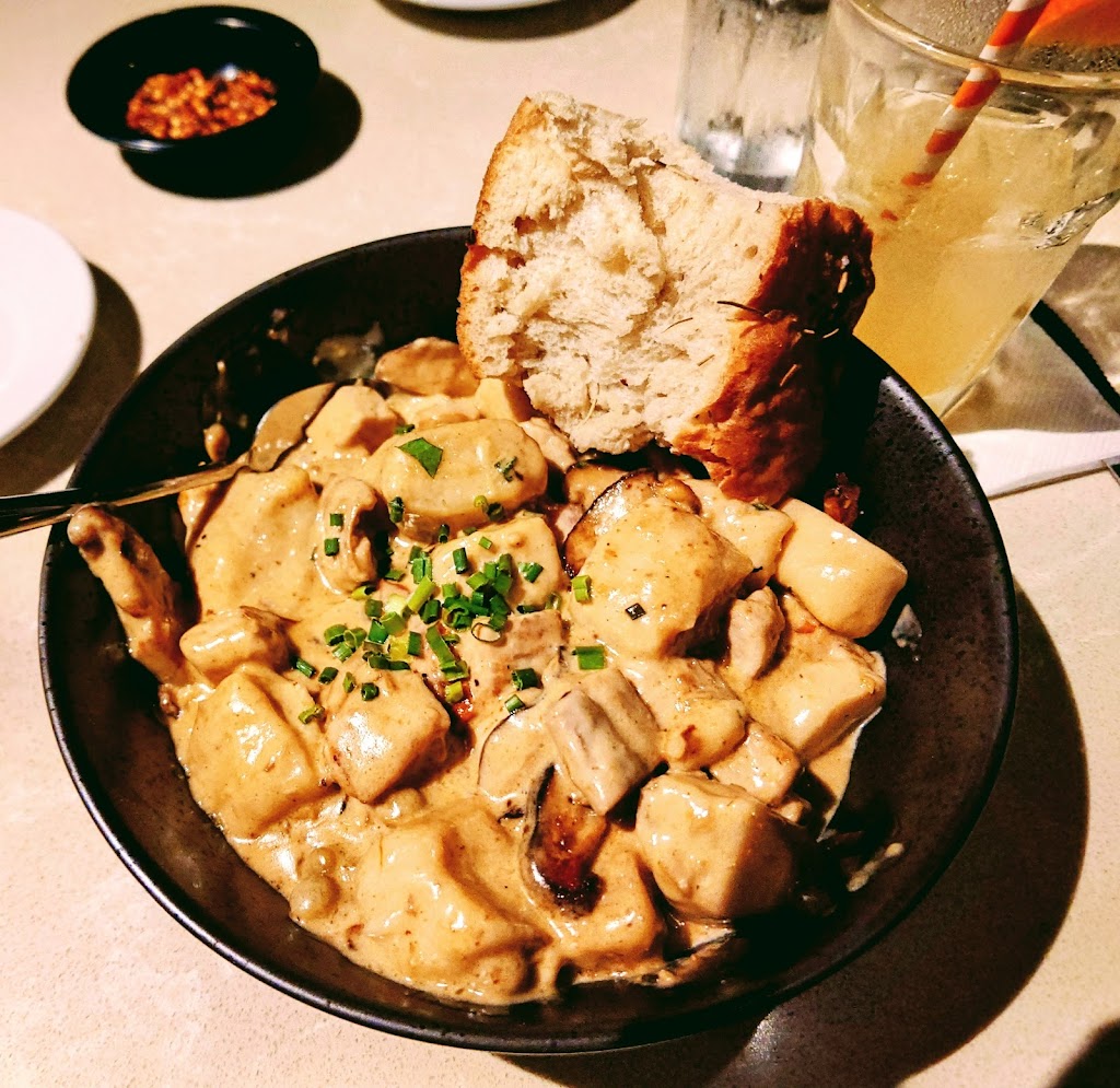 Seven Fish | restaurant | 921 Truman Ave, Key West, FL 33040, USA | 3052962777 OR +1 305-296-2777