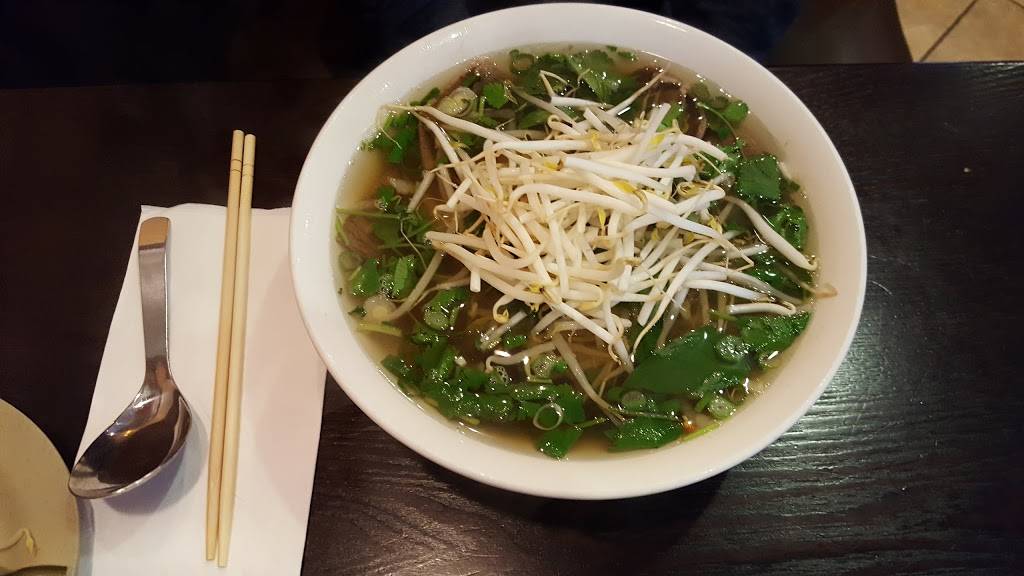 Pho UTC & Grill | restaurant | 8915 Towne Centre Dr, San Diego, CA 92122, USA | 8583200504 OR +1 858-320-0504