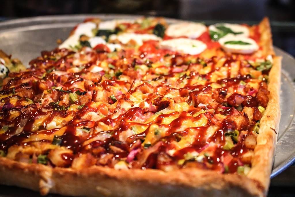 Delizia Pizza Kitchen | restaurant | 308 Wootton St, Boonton, NJ 07005, USA | 9733343511 OR +1 973-334-3511