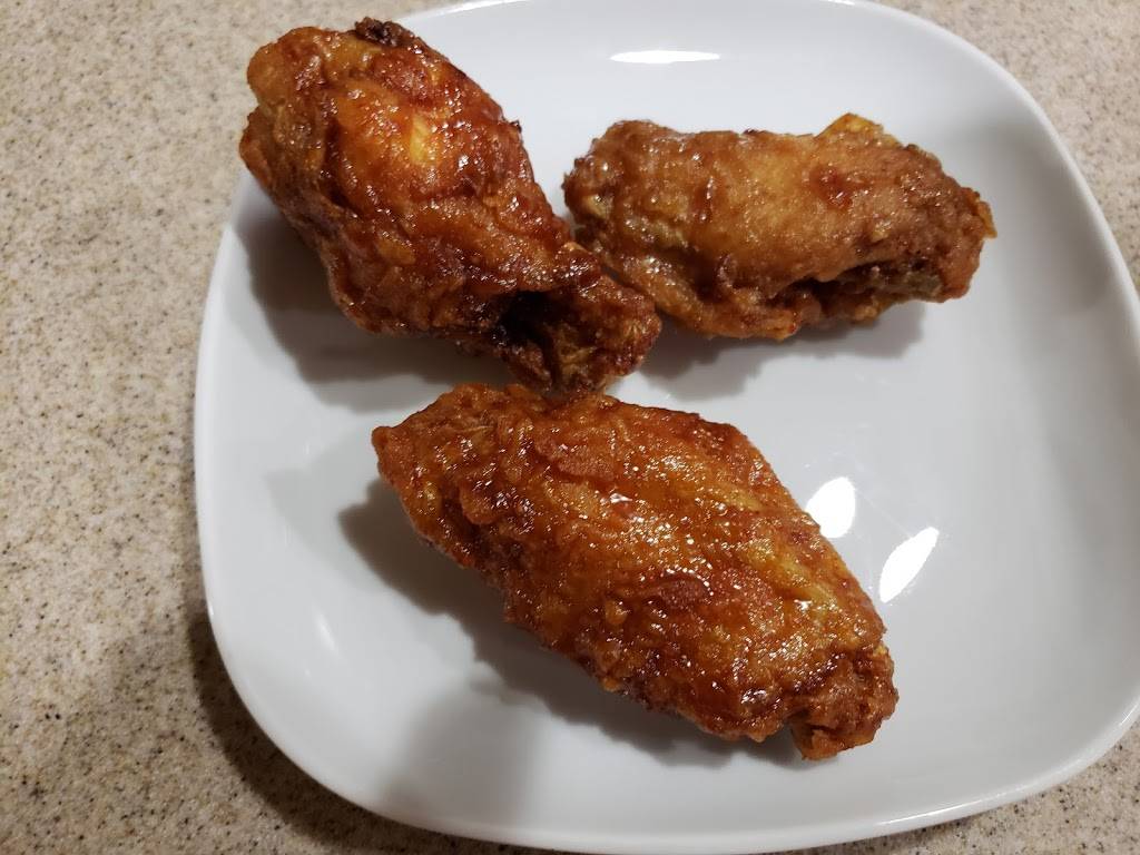 Chi Mc Chicken & Beer | restaurant | 6410 Landsdowne Centre Dr, Alexandria, VA 22315, USA | 5712576688 OR +1 571-257-6688