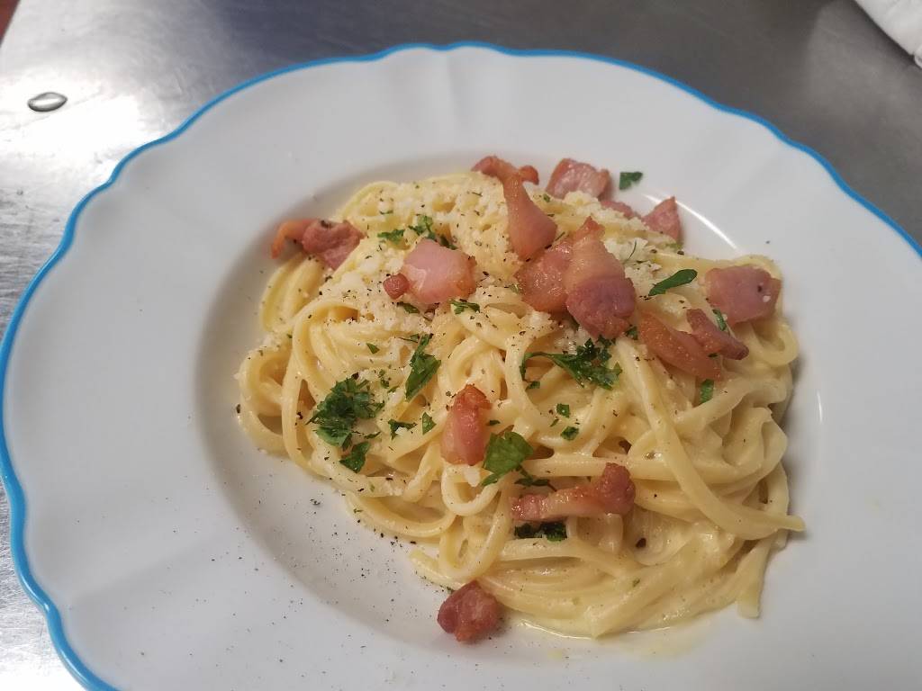 Casa Cosenza | restaurant | 3705 Tampa Rd #6, Oldsmar, FL 34677, USA | 8139259765 OR +1 813-925-9765