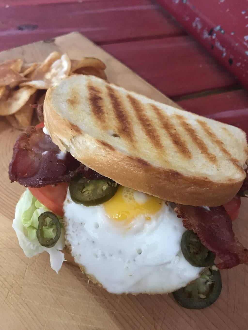 Burger bar cafe | restaurant | 608 Bessemer Ave, Llano, TX 78643, USA | 3252474660 OR +1 325-247-4660