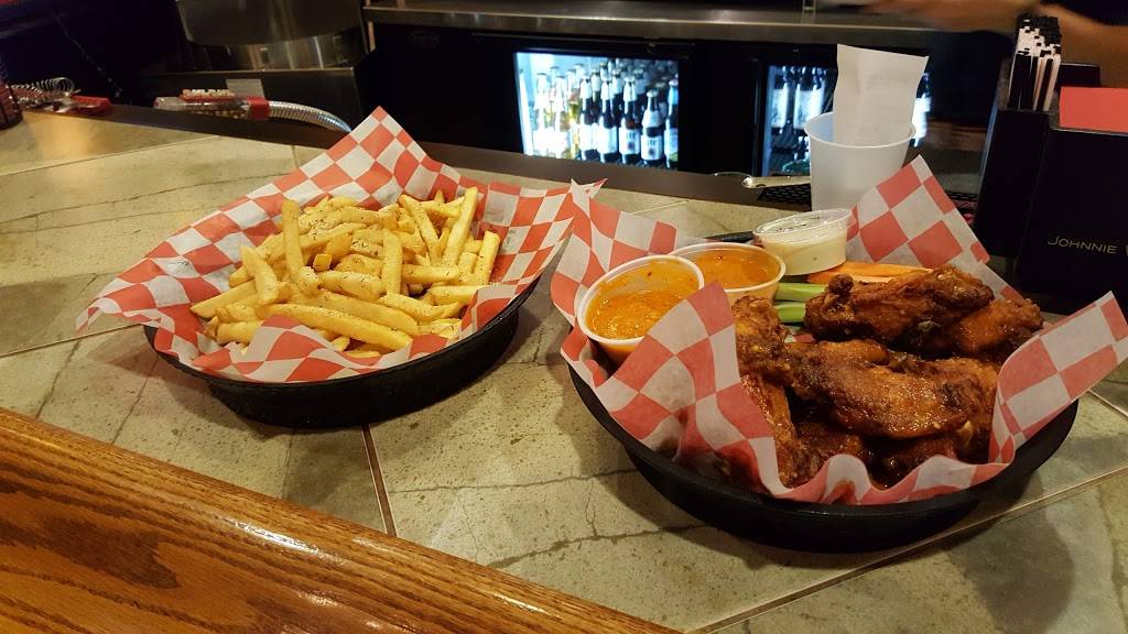 Black Jax Sports Bar & Grille | restaurant | 8040A Perry Hwy, Erie, PA 16509, USA | 8144640517 OR +1 814-464-0517