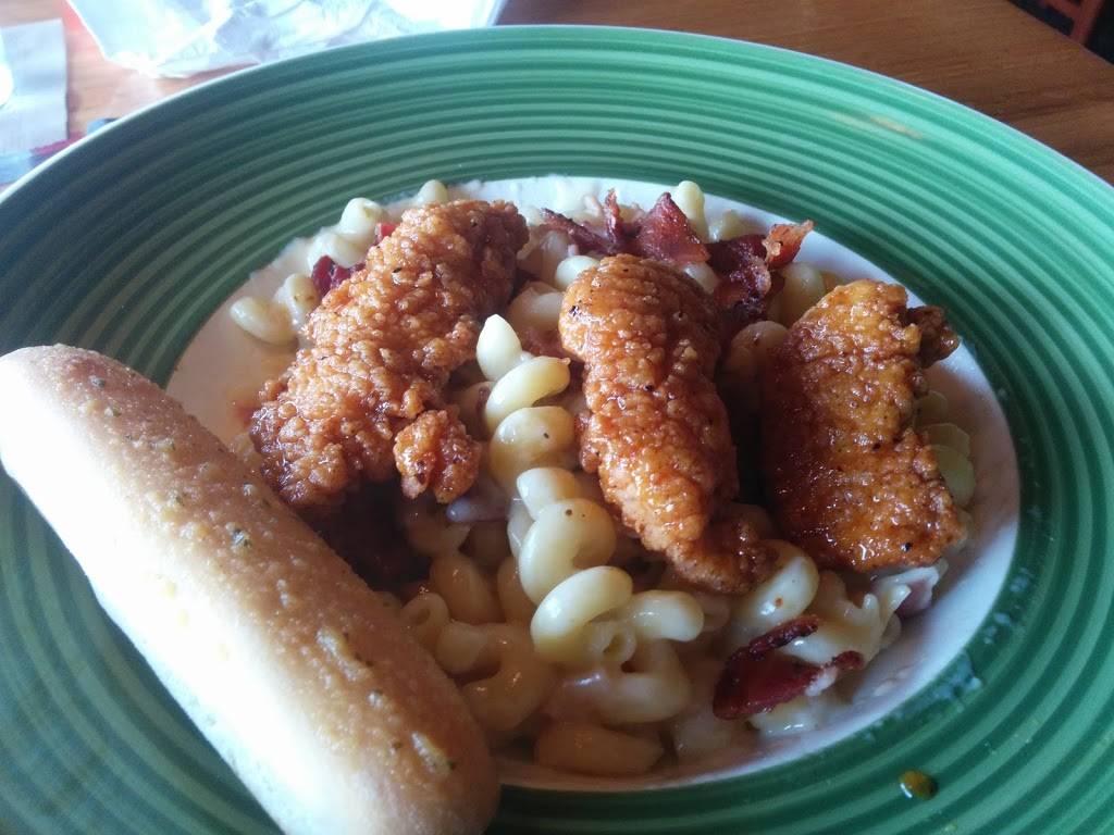Applebees Grill + Bar | restaurant | 6100 O St Suite C318, Lincoln, NE 68505, USA | 4024676161 OR +1 402-467-6161