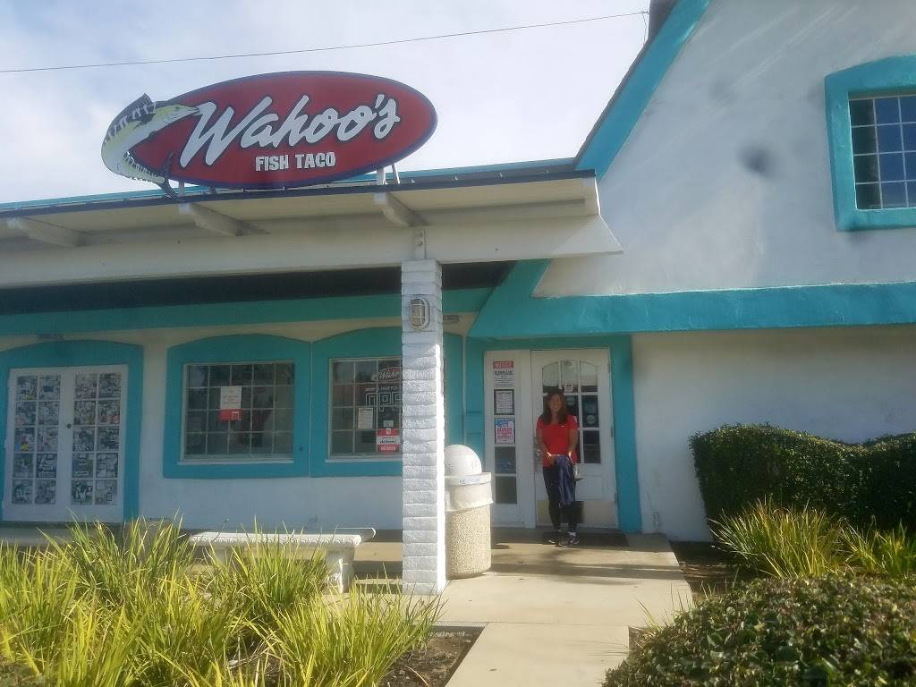 Wahoos Fish Taco | restaurant | 3000 Bristol St, Costa Mesa, CA 92626, USA | 7144350130 OR +1 714-435-0130